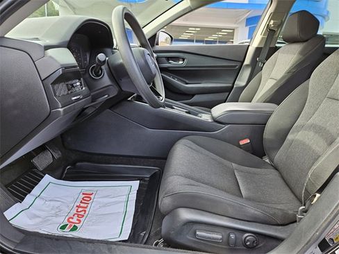 Used 2024 Honda Accord EX image 8