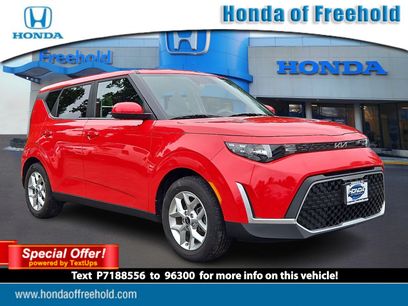 Used 2023 Kia Soul LX w/ LX Technology Package
