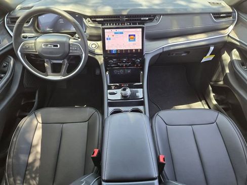 New 2025 Jeep Grand Cherokee L Limited image 19