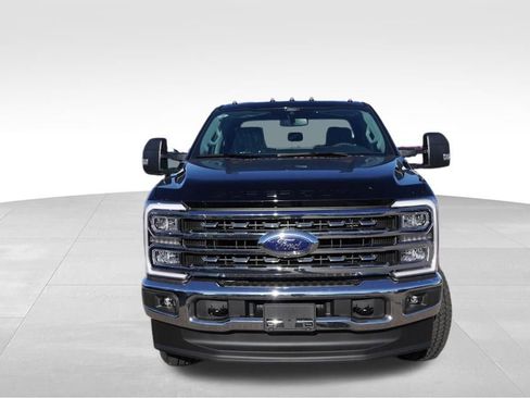New 2026 Ford F250 XLT w/ XLT Premium Package AWD/4WD image 8