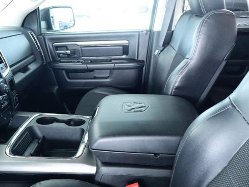 Used 2016 RAM 1500 Sport w/ Black Ram 1500 Sport Group AWD/4WD image 18
