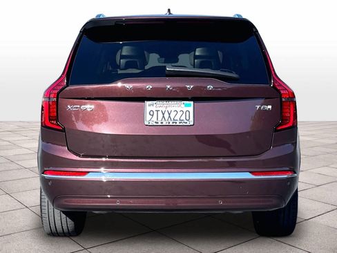 Used 2025 Volvo XC90 T8 Ultra AWD/4WD image 7