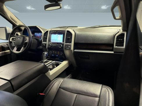 Used 2019 Ford F150 Lariat w/ Equipment Group 501A Mid AWD/4WD image 28