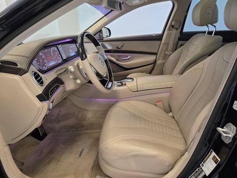 Used 2016 Mercedes-Benz S 550 Sedan image 11