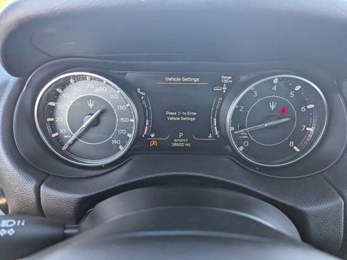 Used 2023 Maserati Levante Modena image 33