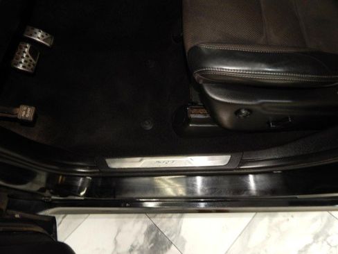 Used 2020 Jeep Grand Cherokee SRT image 15