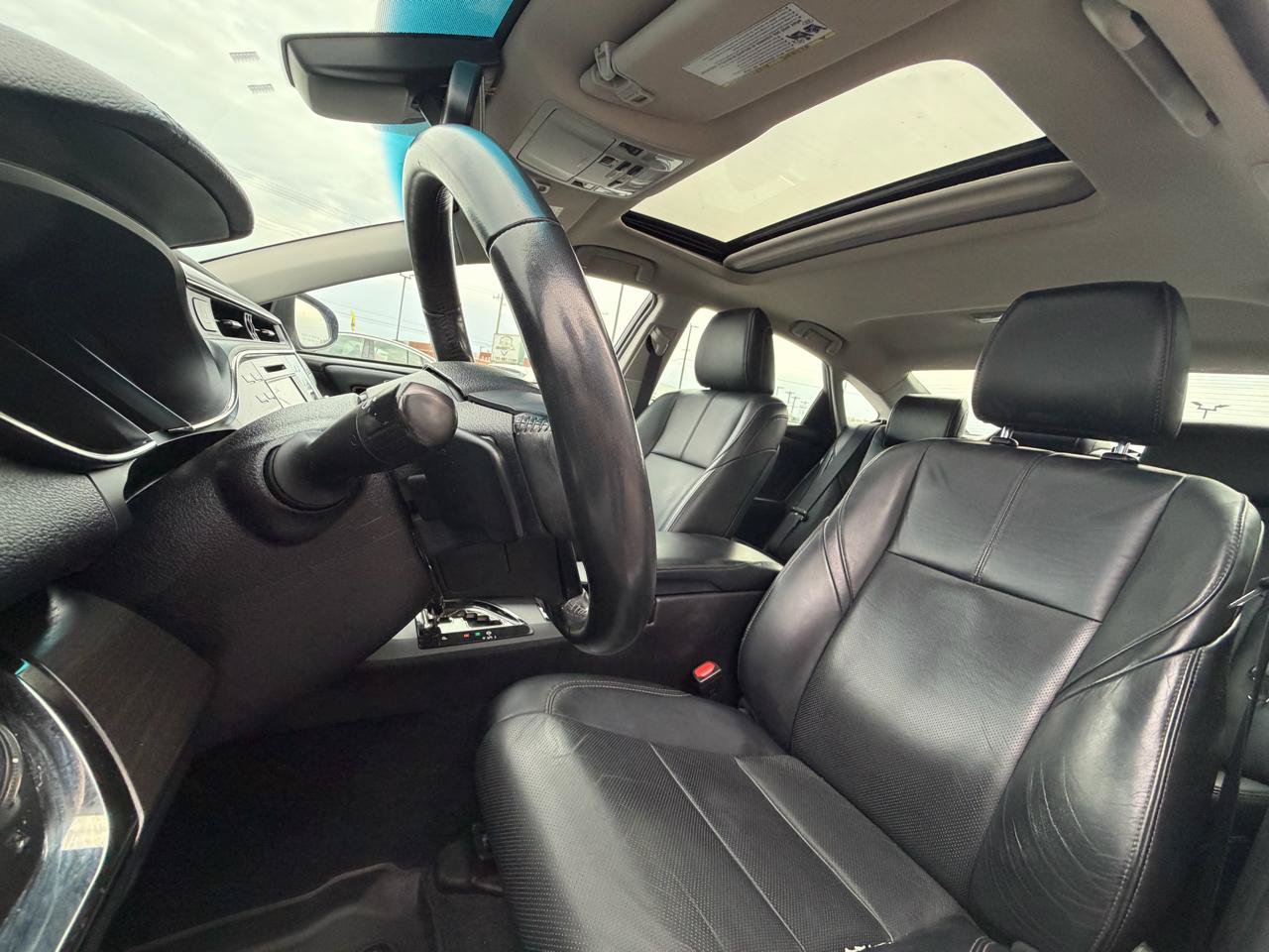 Used 2018 Toyota Avalon Limited w/ All Weather Liner Package FWD image 20