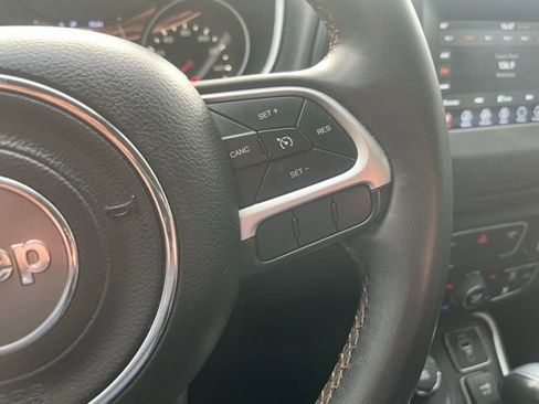 Used 2021 Jeep Compass Latitude image 23