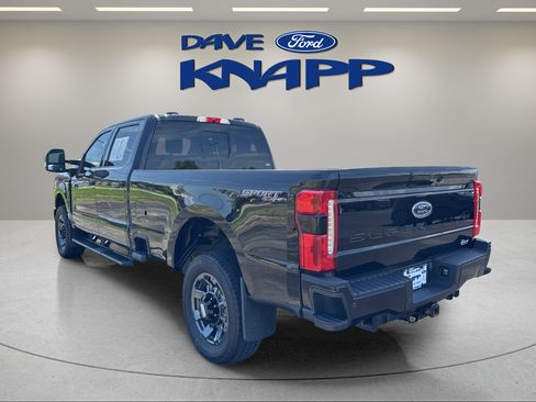 Used 2023 Ford F250 Lariat w/ Sport Appearance Package AWD/4WD image 5