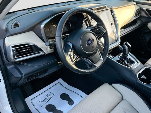 Used 2023 Subaru Outback Limited image 9