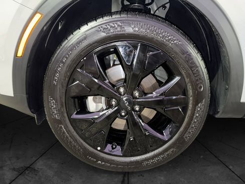 Used 2025 Kia Sportage X-Line image 14