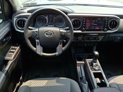 Certified 2023 Toyota Tacoma SR5 AWD/4WD image 12