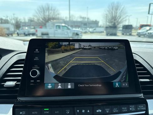 Used 2025 Honda Odyssey Sport-L image 16