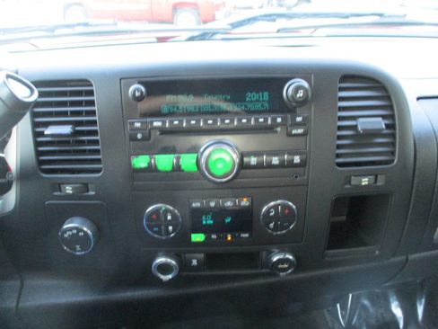 Used 2011 Chevrolet Silverado 1500 LT w/ All-Star Edition image 32