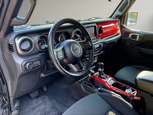 Used 2021 Jeep Wrangler Sport AWD/4WD image 18