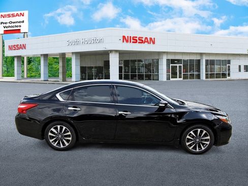 Used 2016 Nissan Altima 2.5 SL w/ 2.5 Technology w/LED Package FWD image 5