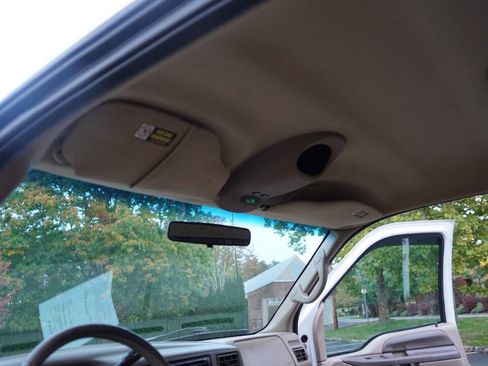 Used 1999 Ford F250 Lariat image 93