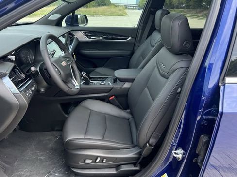 New 2025 Cadillac XT6 Premium Luxury w/ Technology Package image 23