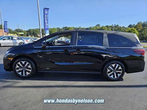 New 2026 Honda Odyssey EX-L image 4