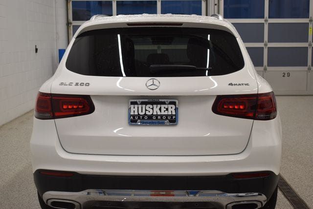 Used 2022 Mercedes-Benz GLC 300 4MATIC image 11