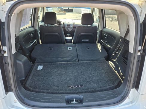 Used 2010 Kia Soul + image 21
