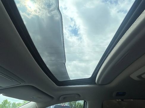 Used 2013 Honda Odyssey Touring Elite image 24