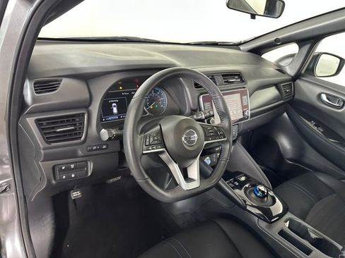 Used 2021 Nissan Leaf SV image 13