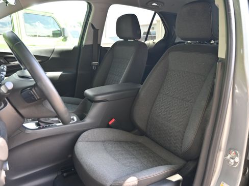 Used 2024 Chevrolet Equinox LT FWD image 12