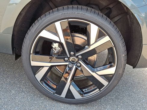 New 2026 Volvo XC60 T8 Ultra image 5