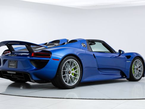 Used 2015 Porsche 918 Spyder AWD/4WD image 6