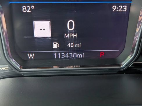 Used 2021 GMC Yukon XL Denali w/ Denali Premium Package RWD image 23
