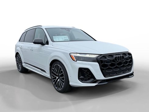 New 2026 Audi SQ7 Prestige image 7