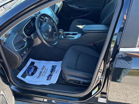 Used 2021 Chevrolet Malibu LT image 11