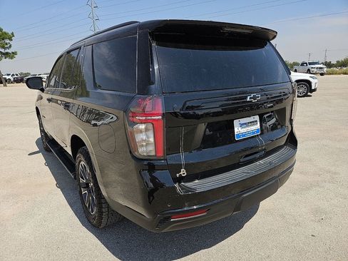 Used 2023 Chevrolet Tahoe Z71 AWD/4WD image 5
