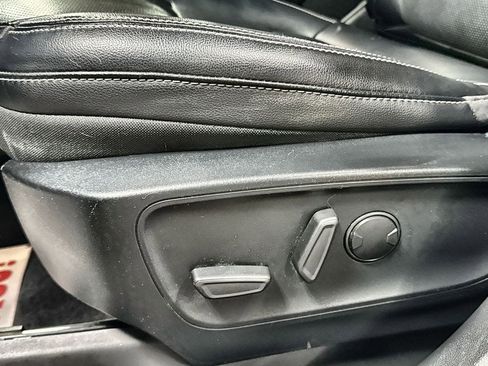 Used 2021 Ford Escape SEL w/ Technology Package AWD/4WD image 13