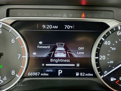 Used 2024 Nissan Rogue SV AWD/4WD image 18