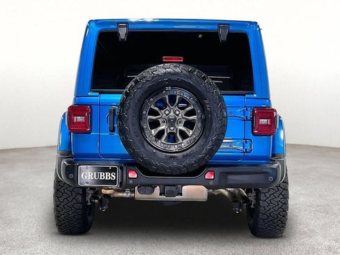 Used 2021 Jeep Wrangler Unlimited Rubicon w/ Dual Top Group AWD/4WD image 5