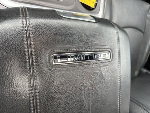 Used 2018 RAM 1500 Limited image 7