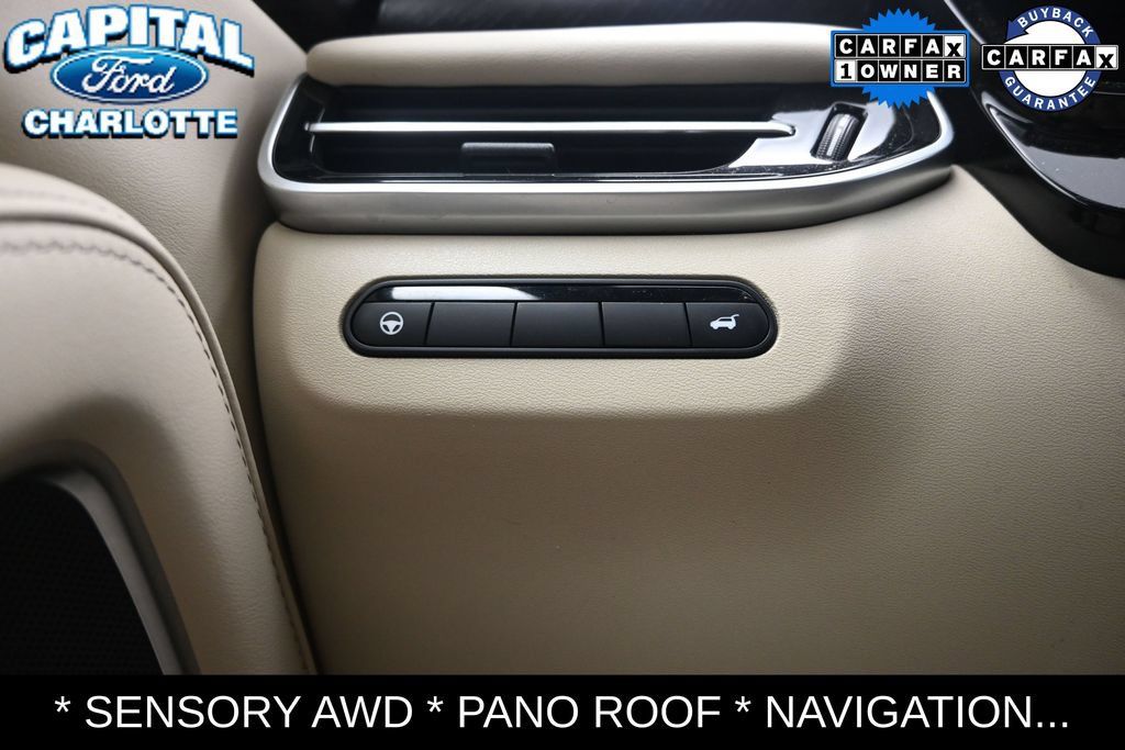 Used 2023 INFINITI QX60 Sensory AWD/4WD image 19