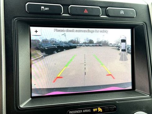 Certified 2019 Ford Expedition XLT image 21