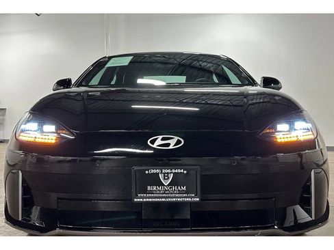 Used 2025 Hyundai Ioniq 6 SEL RWD image 4