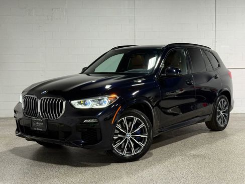 Used 2019 BMW X5 xDrive50i w/ M Sport Package image 2