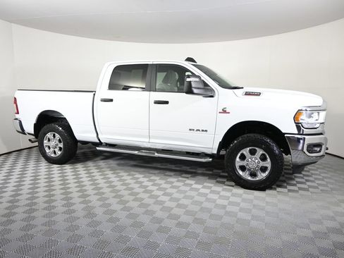 Used 2023 RAM 2500 Big Horn w/ Level 1 Equipment Group AWD/4WD image 9