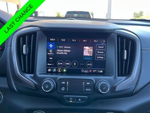 Used 2023 GMC Terrain AT4 image 21