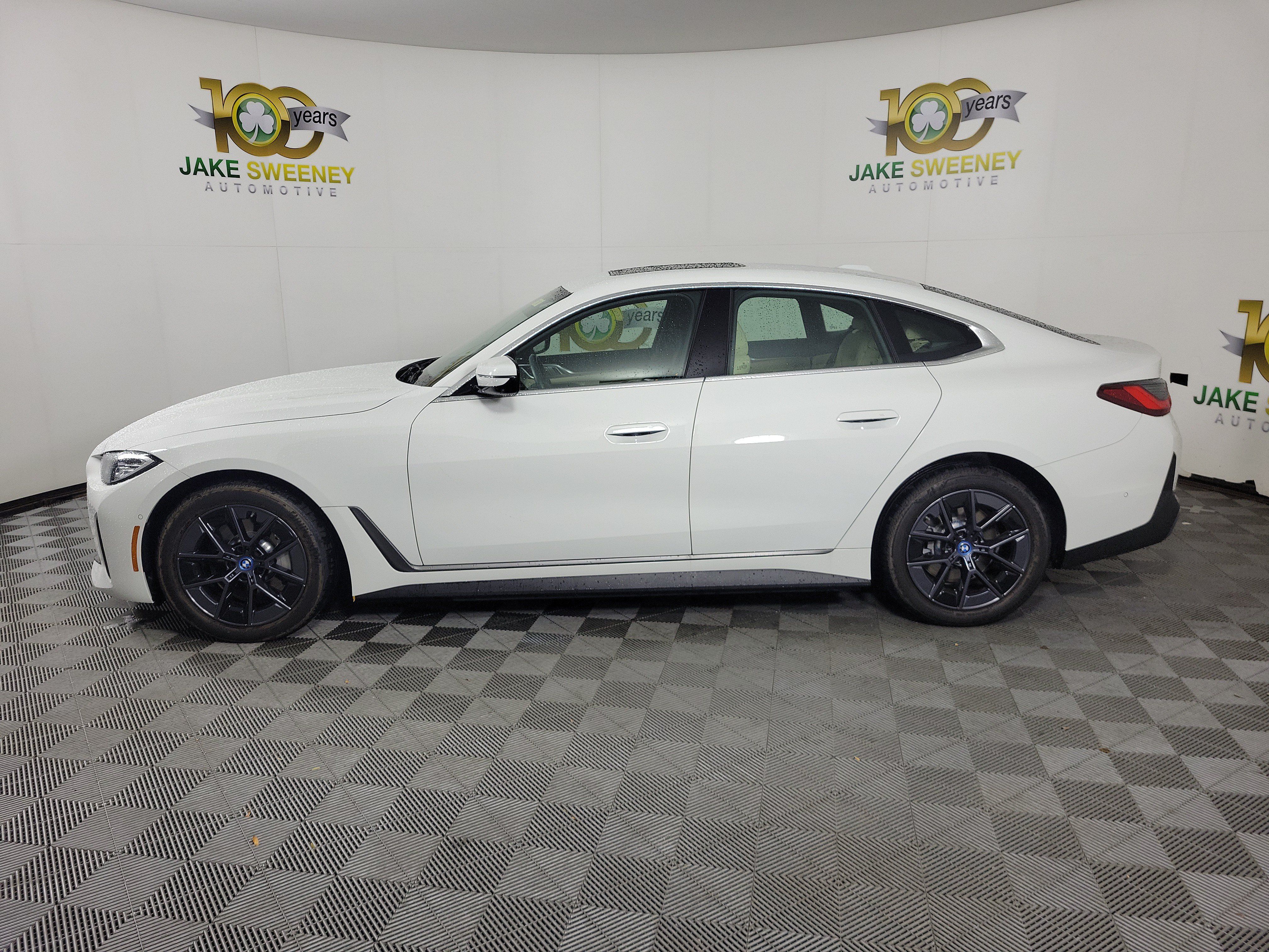 Certified 2023 BMW i4 eDrive40 RWD image 2