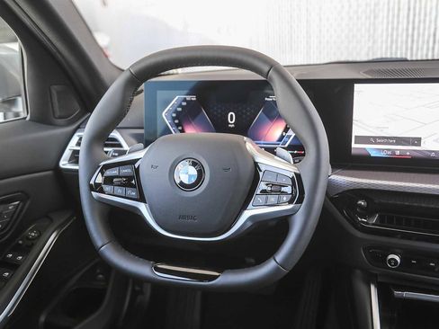 Used 2025 BMW 330i xDrive Sedan image 12