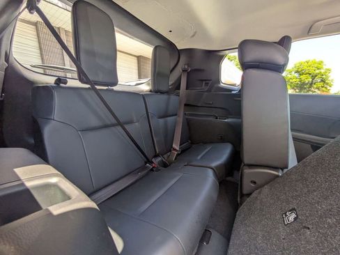 Used 2025 Mitsubishi Outlander SE AWD/4WD image 30