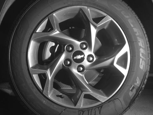 Used 2025 Chevrolet Trax LT FWD image 12