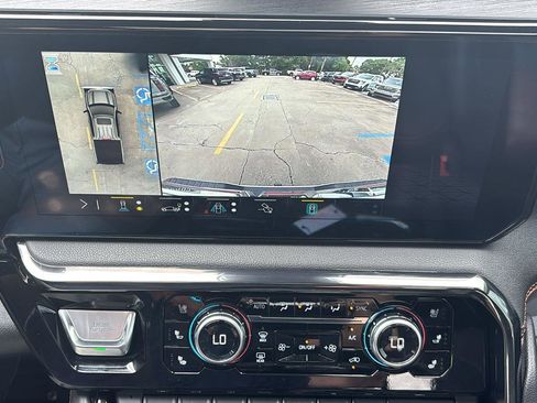 Certified 2022 GMC Sierra 1500 AT4 w/ AT4 Premium Package AWD/4WD image 34