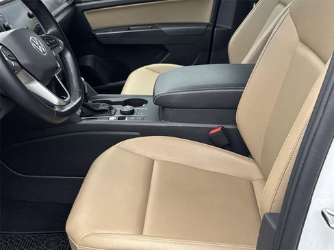 Used 2020 Volkswagen Atlas Cross Sport SE AWD/4WD image 11